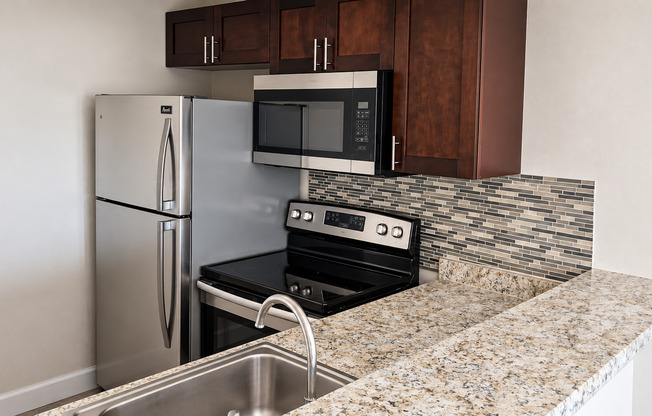 1 bed, 1 bath, 700 sqft, $1,650, Unit A-28