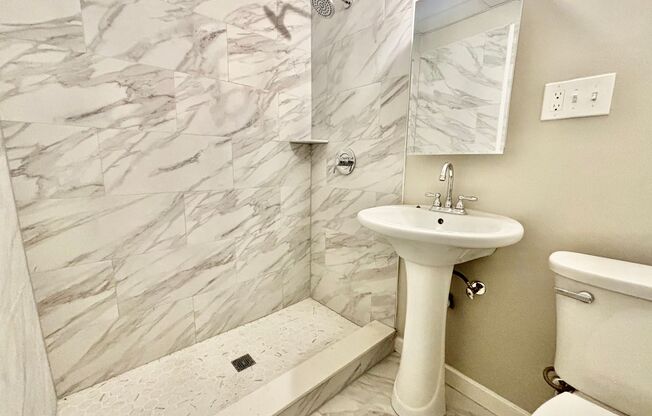 1 bed, 1 bath, 600 sqft, $1,050, Unit 1303-2