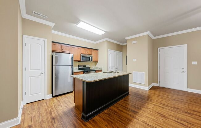 1 bed, 1 bath, 765 sqft, $795, Unit 14