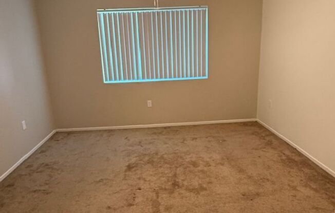 1 bed, 1 bath, 713 sqft, $1,995, Unit B053