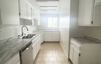 14814 Inglewood Ave.