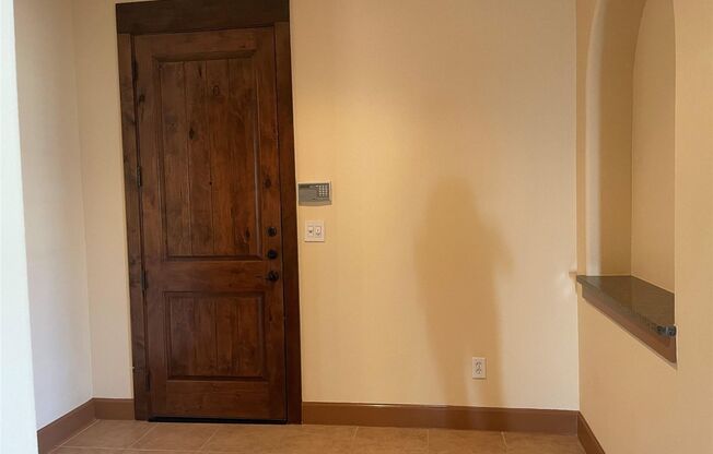 2 beds, 2.5 baths, $2,900, Unit # 401