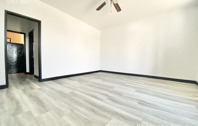 417 W. Los Feliz Rd.