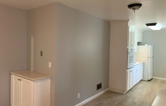 2 beds, 1 bath, 1,400 sqft, $3,195, Unit 1