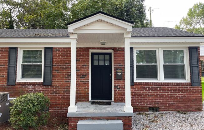 2 beds, 1 bath, $1,250, Unit 3932 Montgomery