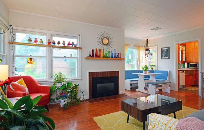Mid-Century Charm and Comfort with a Sauna!
