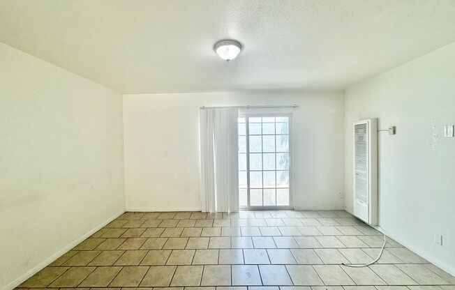 2 beds, 1.5 baths, 1,015 sqft, $2,700, Unit 18