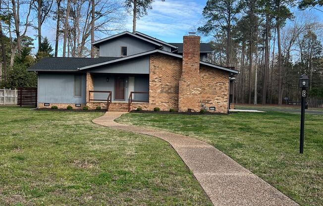 8 BUTLER PL