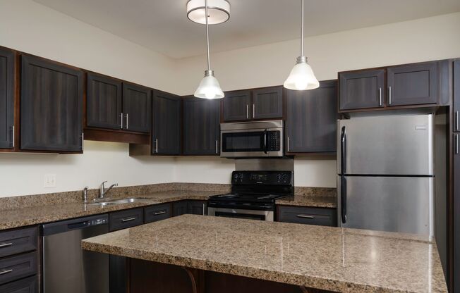 2 beds, 2 baths, 1,101 sqft, $1,900, Unit 116