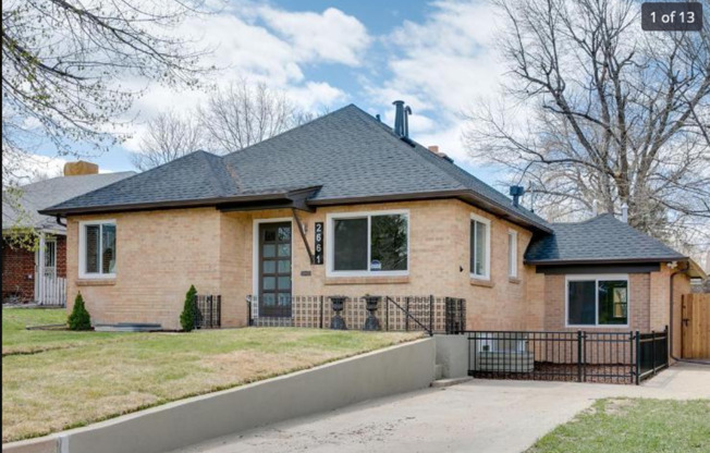 Gorgeous 4-bedroom with Spacious Yard and Garage in South Denver!