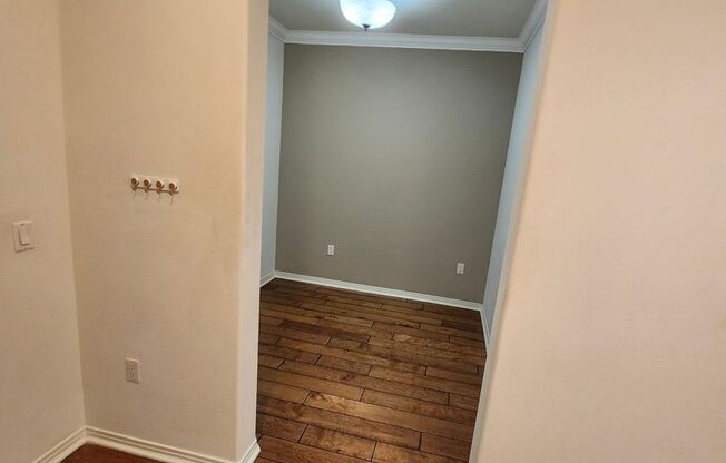 2 beds 2.5 bath condominium at Lake at Walnut in Pasadena