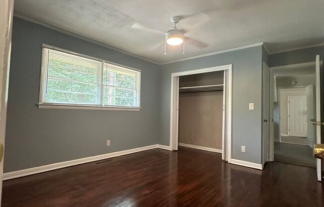 3 beds, 2 baths, $1,900