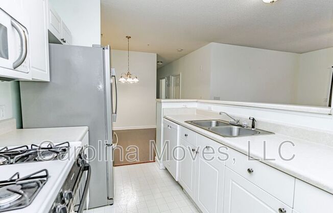 526 MCKENNA CIR