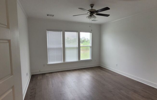 3 bedroom home Plus office in Baton Rouge