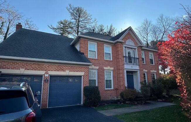 Stunning 5 BR/3.5 BA Single-Family Home in Gaithersburg!