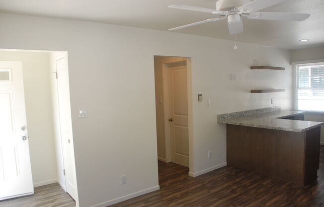 1 bed, 1 bath, $2,800, Unit 211