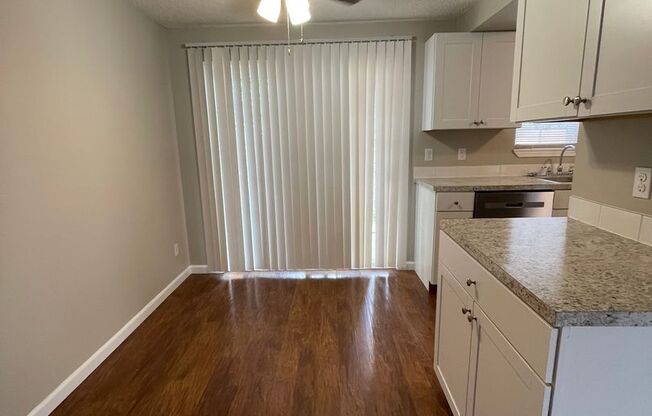 2 beds, 1 bath, 945 sqft, $1,500, Unit 101