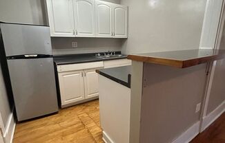 1 bed, 1 bath, 700 sqft, $750, Unit Unit 2