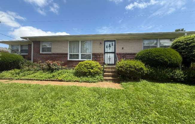 490 SUNLINER DR