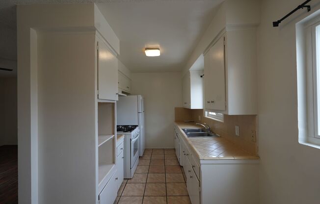 925 MANOR