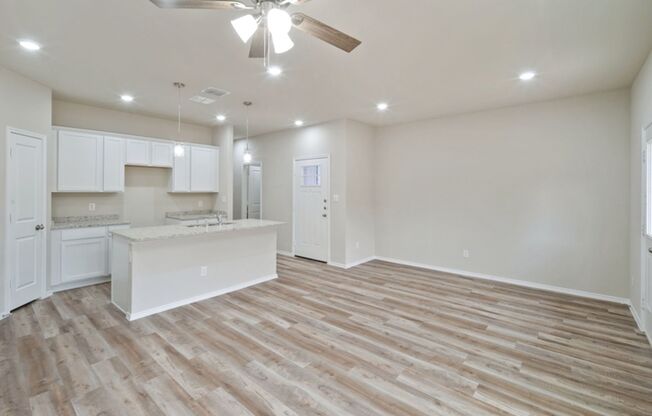 3 beds, 2.5 baths, 1,380 sqft, $2,249, Unit 9193 Dietz Elkhorn 101