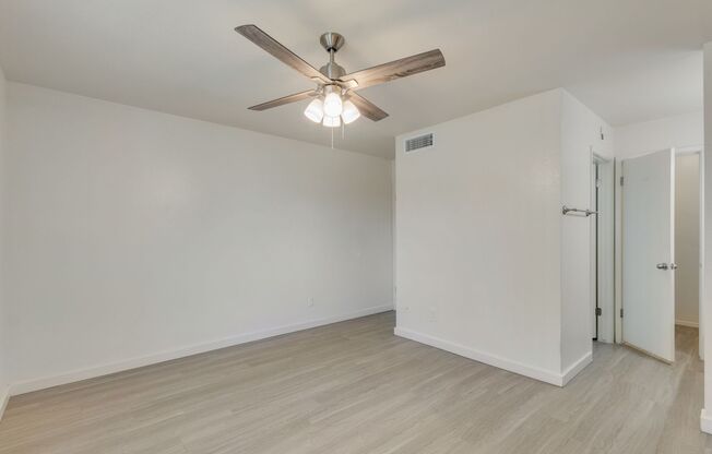 2 beds, 2 baths, 950 sqft, $1,350, Unit 118