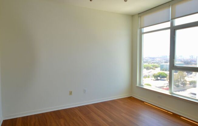 2 beds, 2 baths, $3,950, Unit Unit 1604