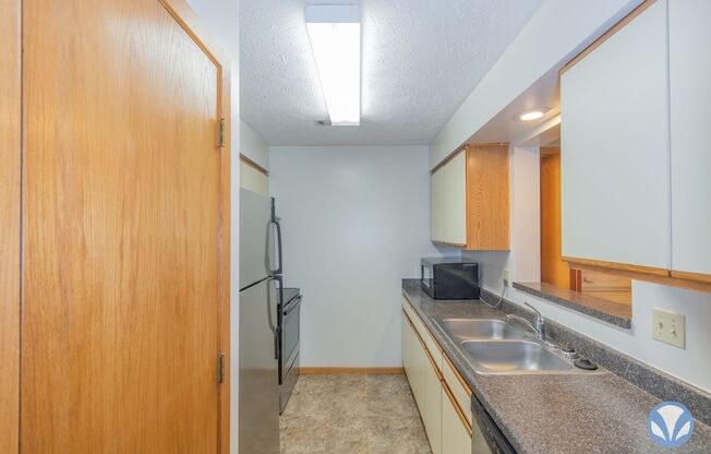1 bed, 1 bath, 837 sqft, $1,210, Unit AL-5