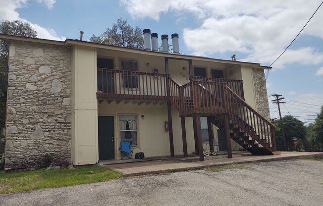 602 Bracewood Circle