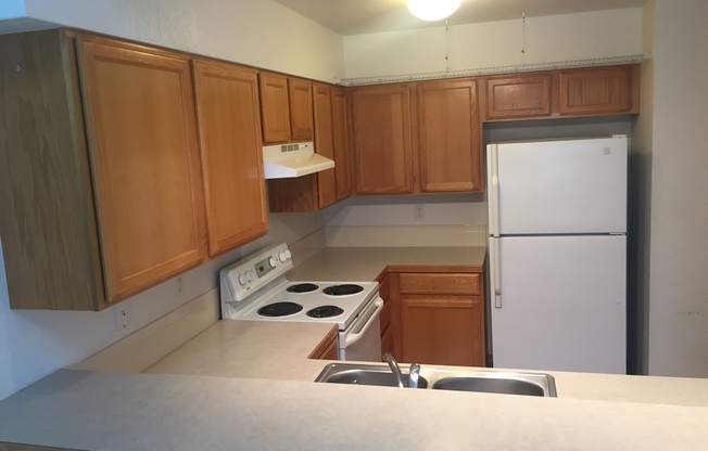 Beautiful 2 Bedroom + Loft Townhome in Loveland!