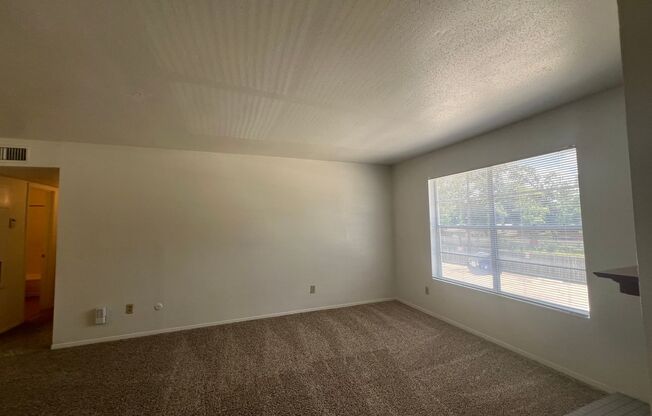2 beds, 2 baths, 1,000 sqft, $1,225, Unit 808