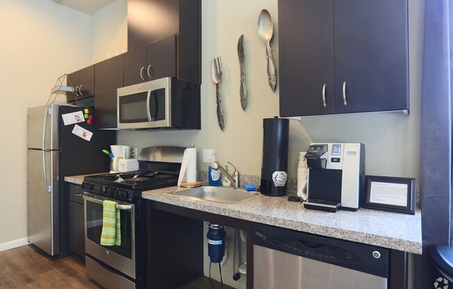 1 bed, 1 bath, 728 sqft, $1,445, Unit 210