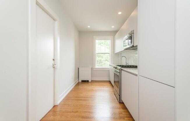 17a Forest St.