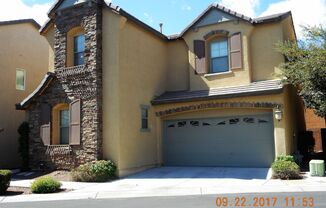 4 beds, 2.5 baths, $1,925