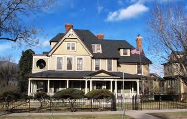 1 bed, 1 bath, $1,170, Unit 207