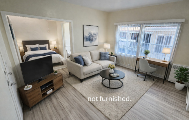 4530 S NORMANDIE AVE