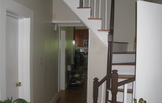 164 WILLOW AVE