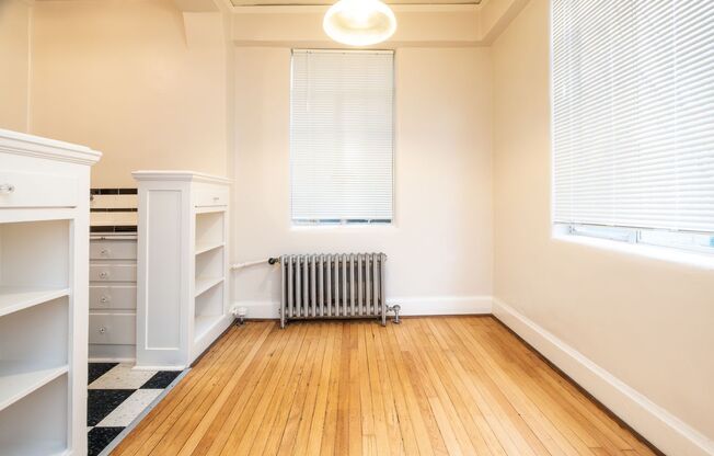 JEANNE MANOR APARTMENTS (JEAN01)