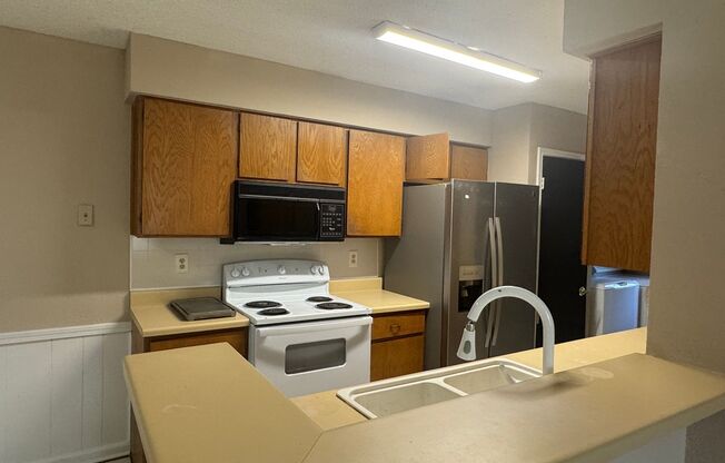 11606 Castle Rock Ct