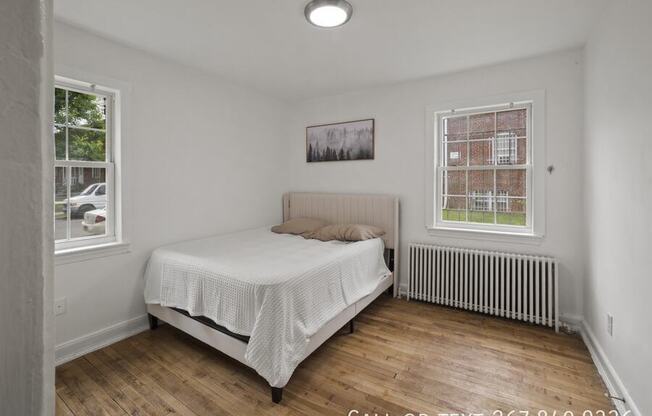 24 DANBURY ST SE