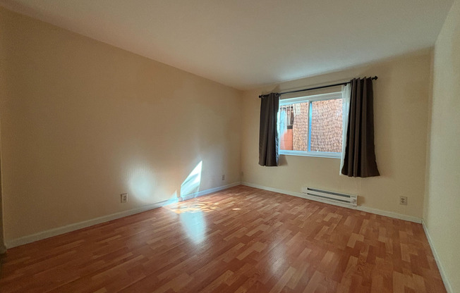 1 bed, 1 bath, $2,350, Unit # 104