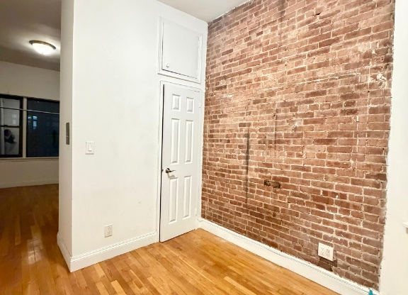 101 LEXINGTON AVE