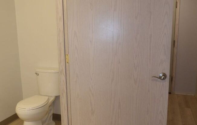 2 beds, 2.5 baths, 1,497 sqft, $1,985, Unit R79