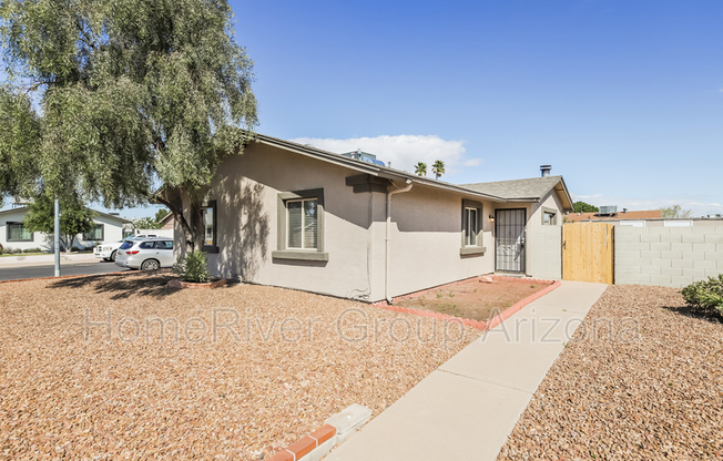5352 W BANFF LN