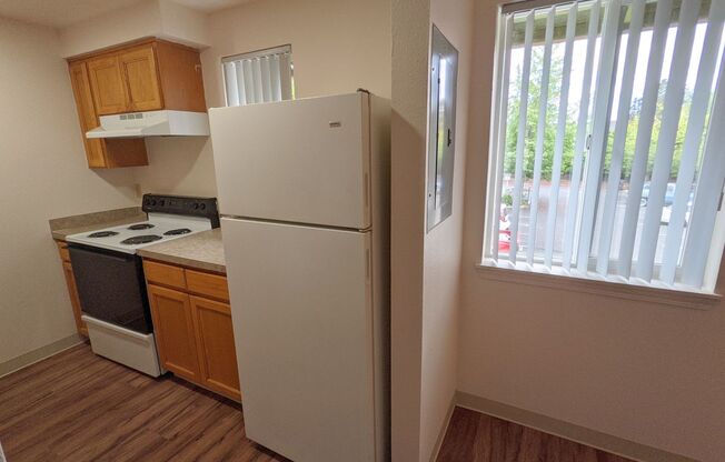 1 bed, 1 bath, 650 sqft, $1,195, Unit 11