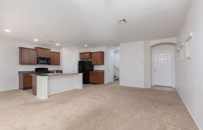 SW 3 bedroom home for $1,995 +sewer/trash-$2041