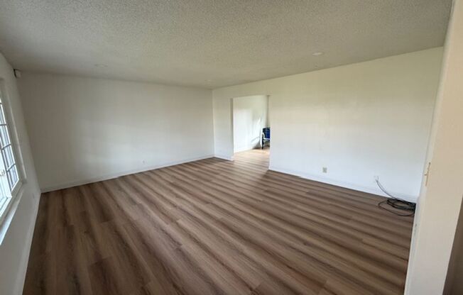 ***READY FOR IMMEDIATE OCCUPANCY*** 3BD/2.5BA HOME IN ARTESIA***