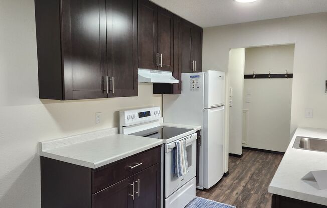 1 bed, 1 bath, 708 sqft, $1,395, Unit 801-103