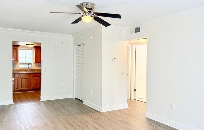 2 beds, 1 bath, 740 sqft, $1,575