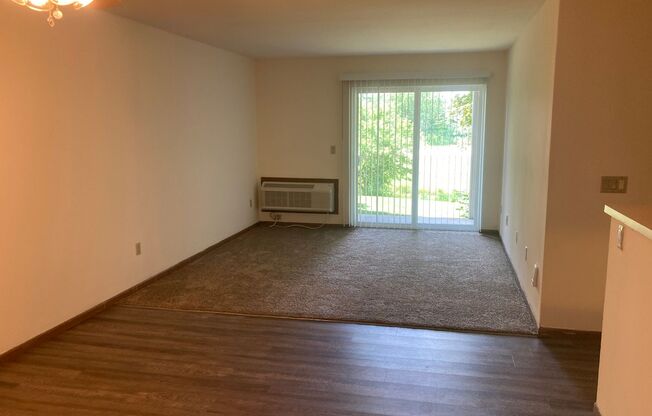 3 beds, 1 bath, 1,040 sqft, $1,800, Unit 3172-104